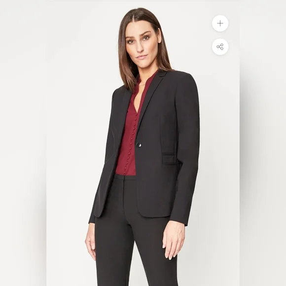 NWT Elie Tahari Darcy Jacket, size 0, navy
